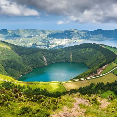 Moradia T3 Nas Sete Cidades, Casa Inteira, Muito Acolhedora Holiday home